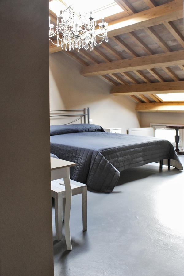 科蒂尼奥拉 La Vecchia Soffitta酒店 外观 照片